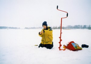 Fin ice fishing.jpg
